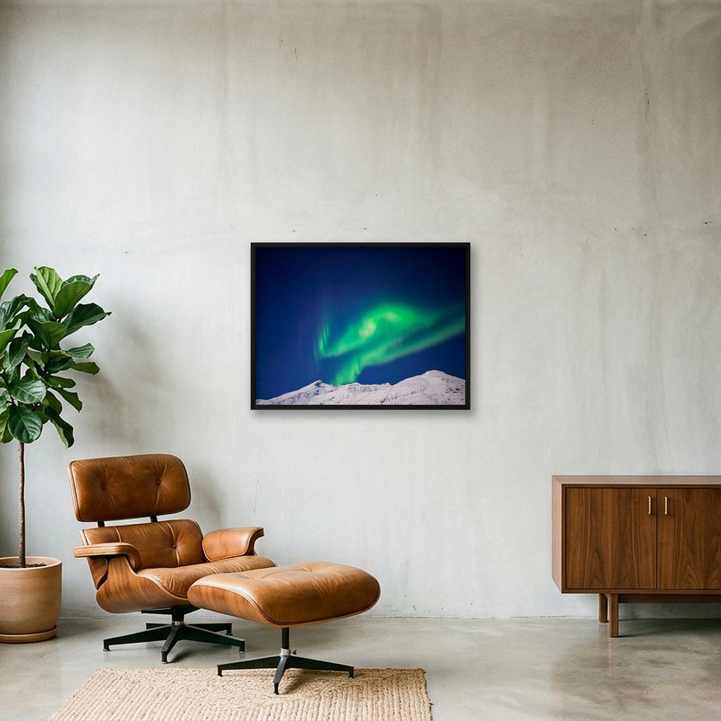 "Aurora Dreams" - Norway — 80×60cm, 31×24" Black Frame